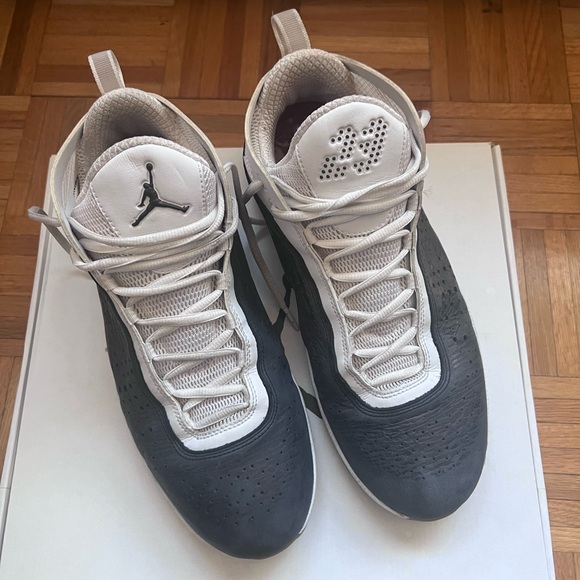 Nike Air Jordan 2011 White Grey Men's Size 12 Model # 436771-101 - Picture 3 of 10